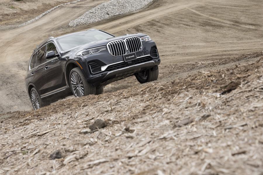  BMW X7 xDrive40i Design Pure Excellence (G07) 2019 года  (NA) (фото 3 из 42)